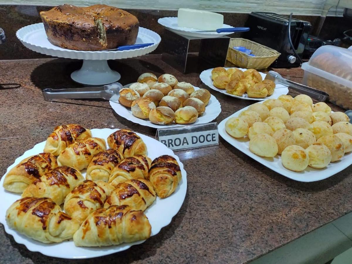 Patos Hotel 帕图斯迪米纳斯 外观 照片